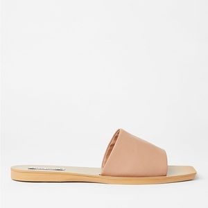 Steve Madden Nixi Slide- Nude sz 9
